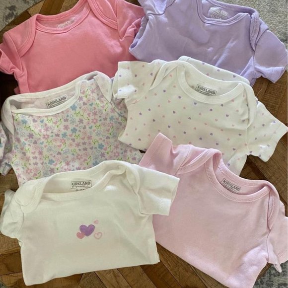 NWOT Kirkland Bodysuits 0-3 Months - Picture 1 of 1